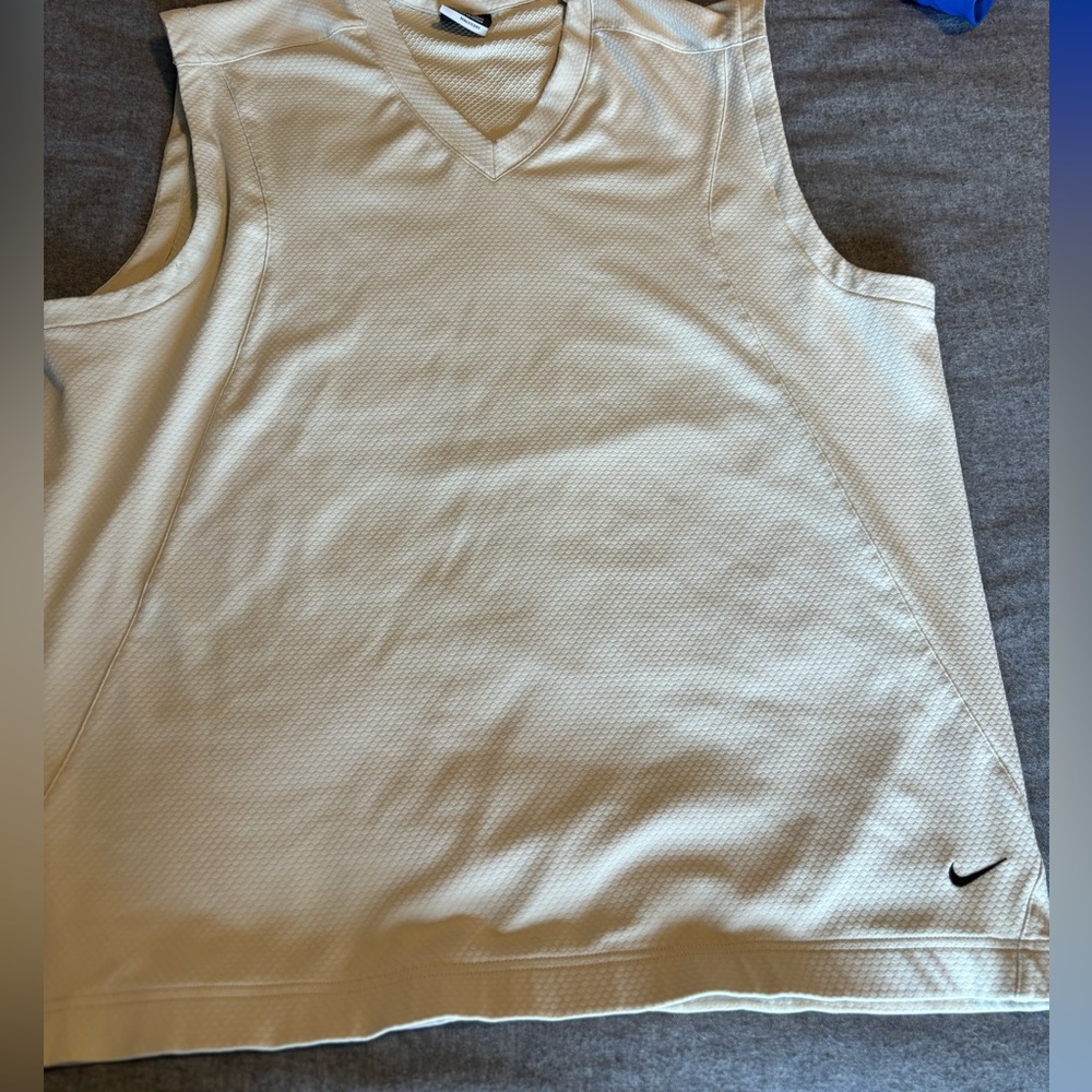 Nike Golf‎ Vest Men's Large Ivory Pullover V-Neck Fit-Dry Activewear size XL